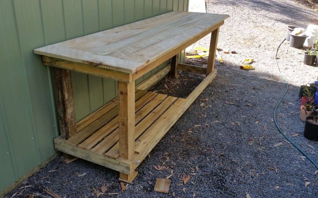 We Built a Potting Bench – 22nd July 2016